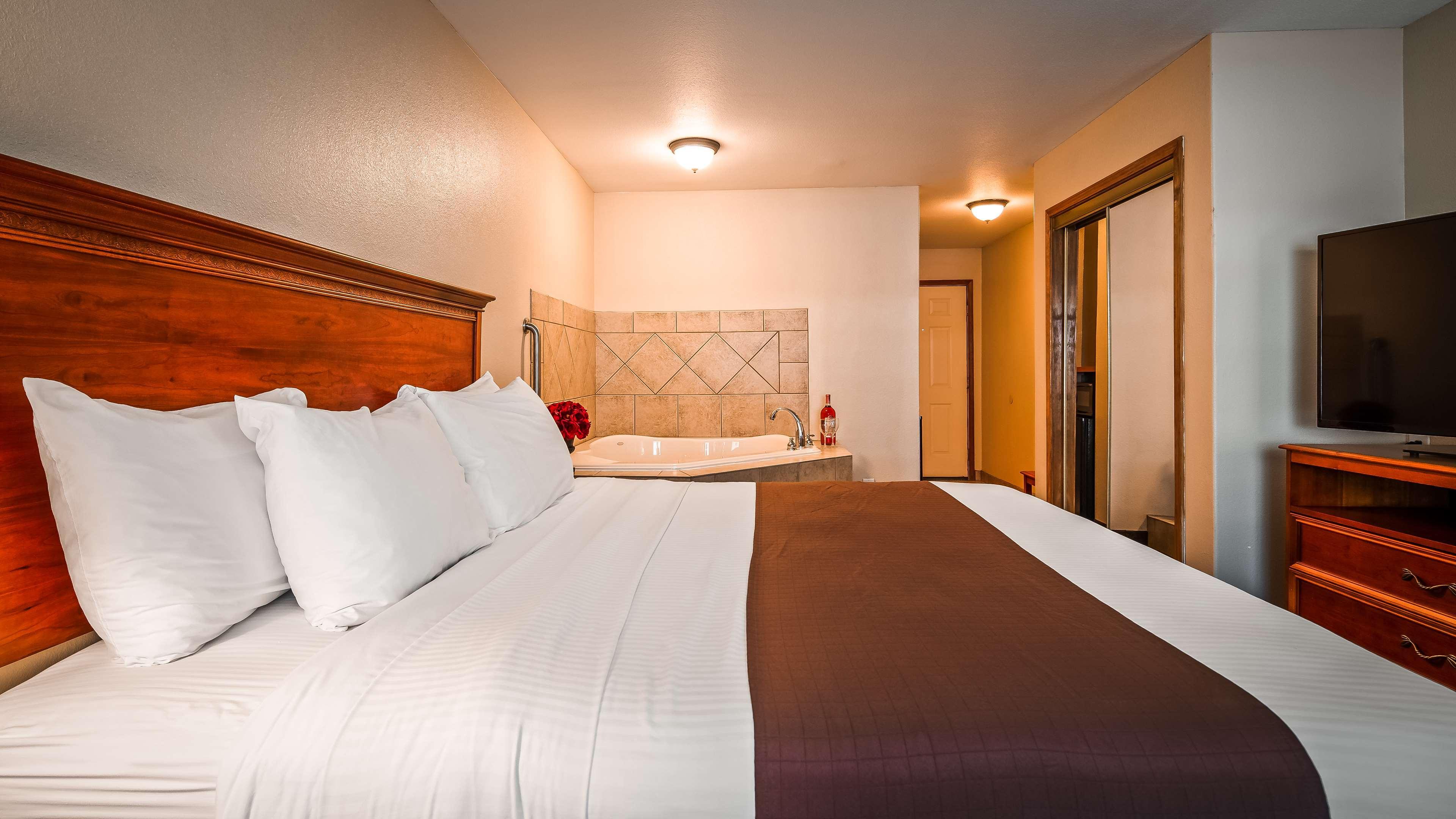 Best Western George West Executive Inn Exterior photo